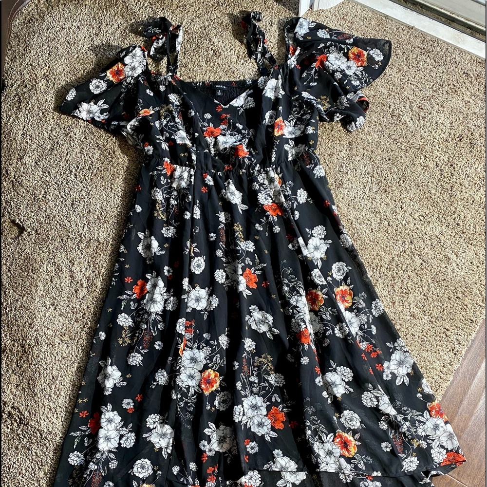 Torrid, 2X dress, Used Once, Cold Shoulder Hi/Low